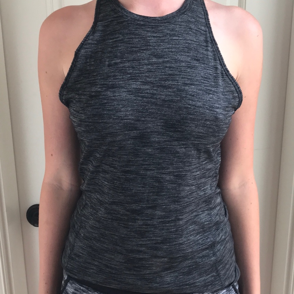 LuluLemon twist top